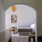 Athiri Luxury Perivolos (Santorini)