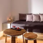 Athiri Luxury 4*