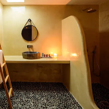 Athiri Luxury Playa de Perivolos