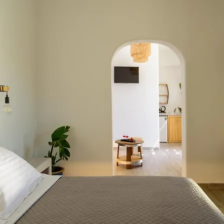 Athiri Luxury Bed and breakfast 4*