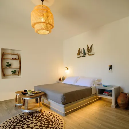 Bed and breakfast Athiri Luxury