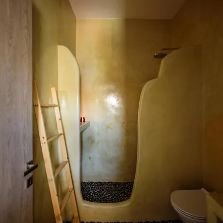 Athiri Luxury Bed and breakfast