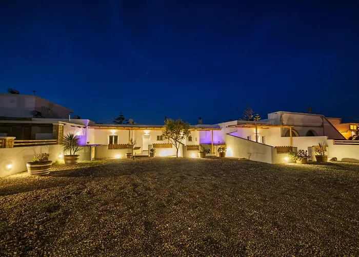 Athiri Luxury 4* Perivolos (Santorini)