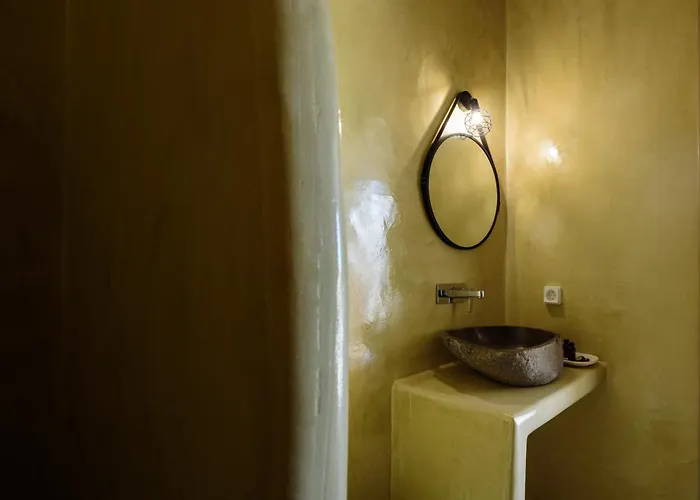 Athiri Luxury 4* Perivolos (Santorini)