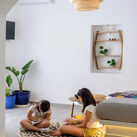 Athiri Luxury * פריבולוס