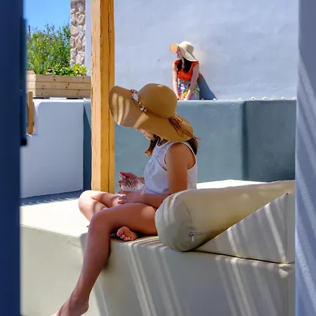 Bed & Breakfast Athiri Luxury Perivolos (Santorini)