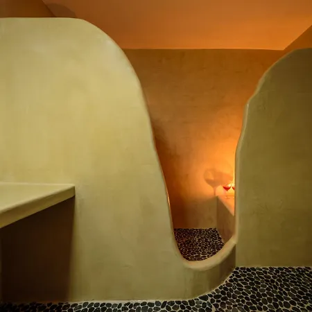 Athiri Luxury B&B
