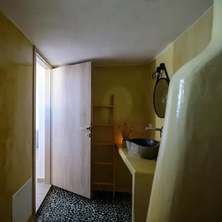 Athiri Luxury Panzió
