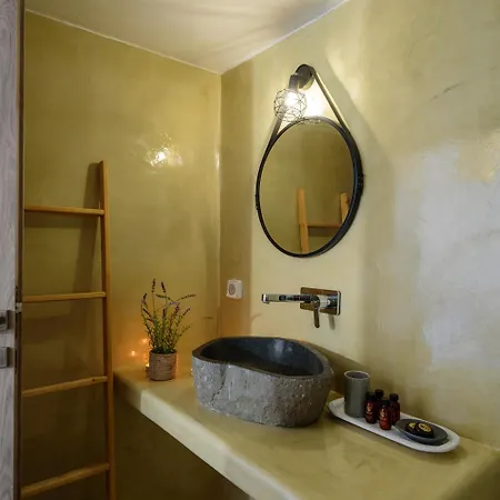 Athiri Luxury Perivólosz