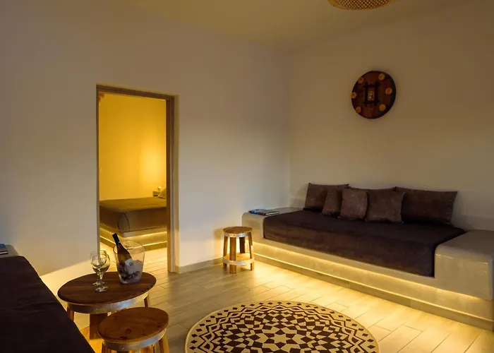 Bed & Breakfast Athiri Luxury