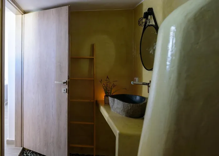 Bed & Breakfast Athiri Luxury Perivolos (Santorini)