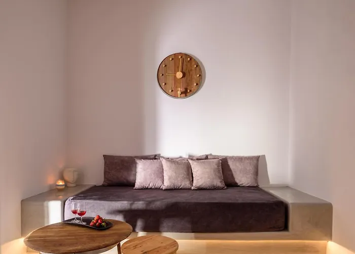 Athiri Luxury Perivolos (Santorini)