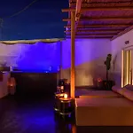 Athiri Luxury Perivolos (Santorini)