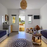 Athiri Luxury Perivolos (Santorini)