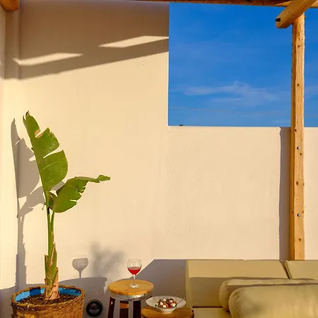 Oda ve Kahvaltı Athiri Luxury 4*