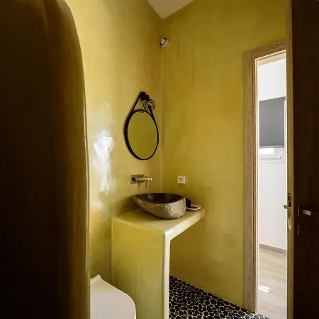 Oda ve Kahvaltı Athiri Luxury 4*