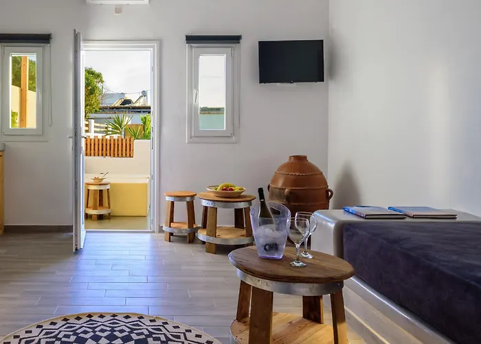 Athiri Luxury Perivolos (Santorini)